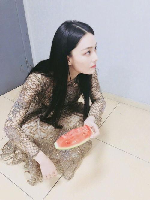 刘颖吃瓜,揭秘娱乐圈幕后真相